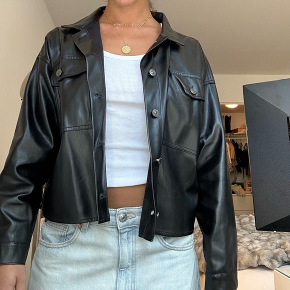 Light weight leather jacket - Picture 9 of 12